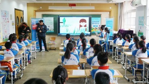 市河长办走进中国农业科学院附属小学1.jpg