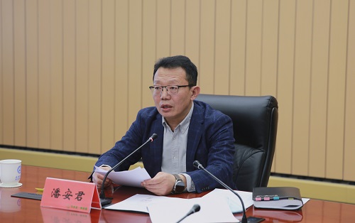 1潘安君发言.jpg