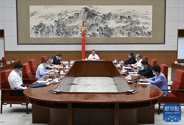01.jpg